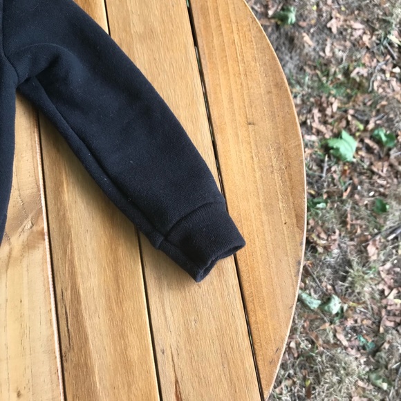 ☀️SALE☀️ Garanimals Wild about Mom sweatshirt - Picture 5 of 5